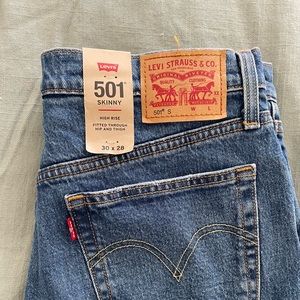 Levi’s 501 High Waisted Skinny Jean